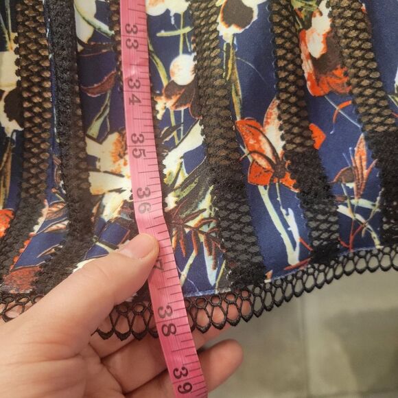 Chelsea 28 Blue Floral Dress Size Large - Picture 6 of 9